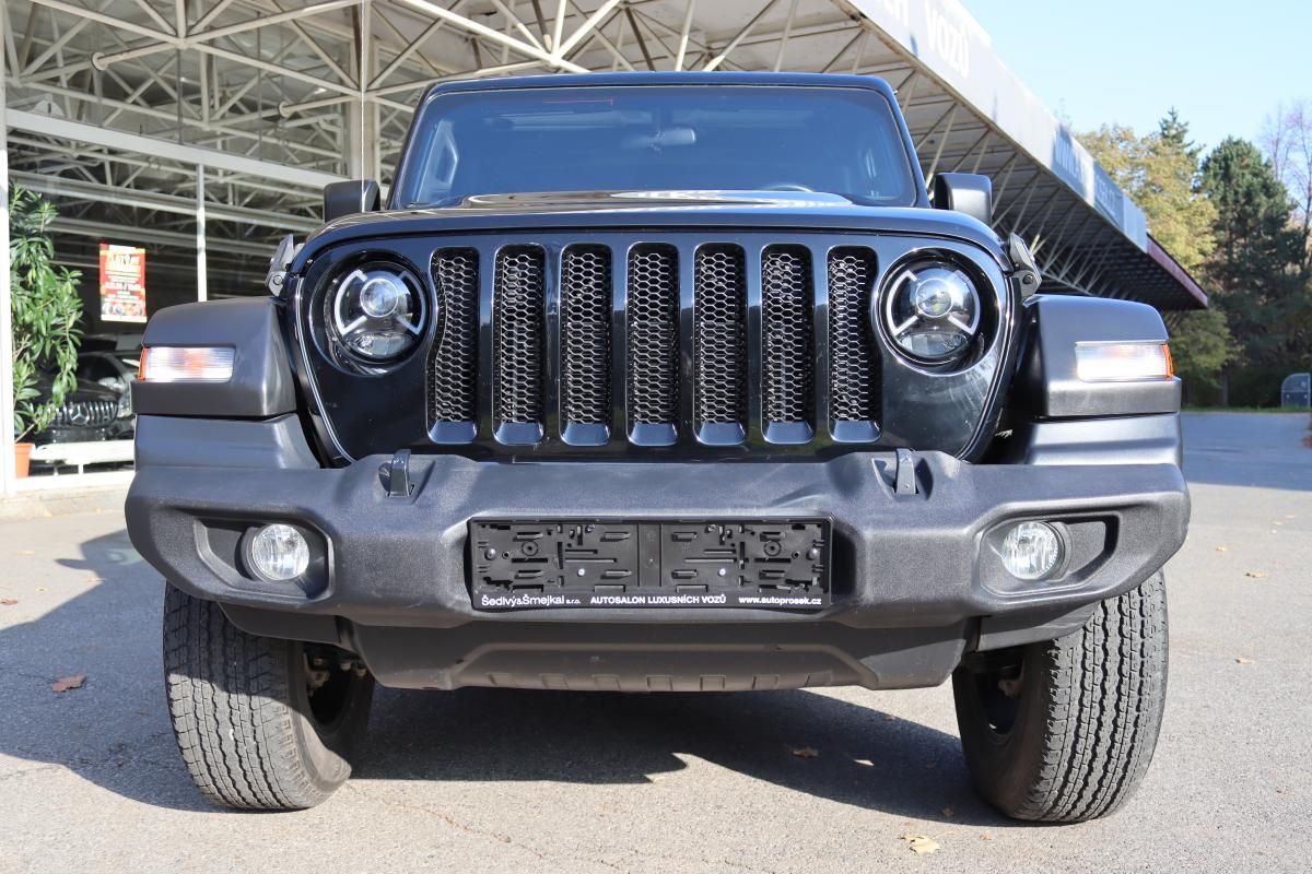 Jeep Wrangler, UNLIMITED 3.6 V6 4X4 212kW - fotka 3