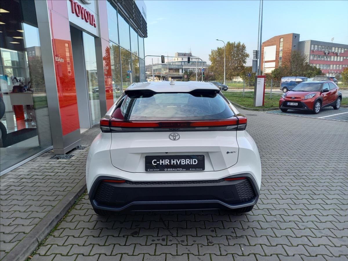 Toyota C-HR, 1,8 Comfort - fotka 5
