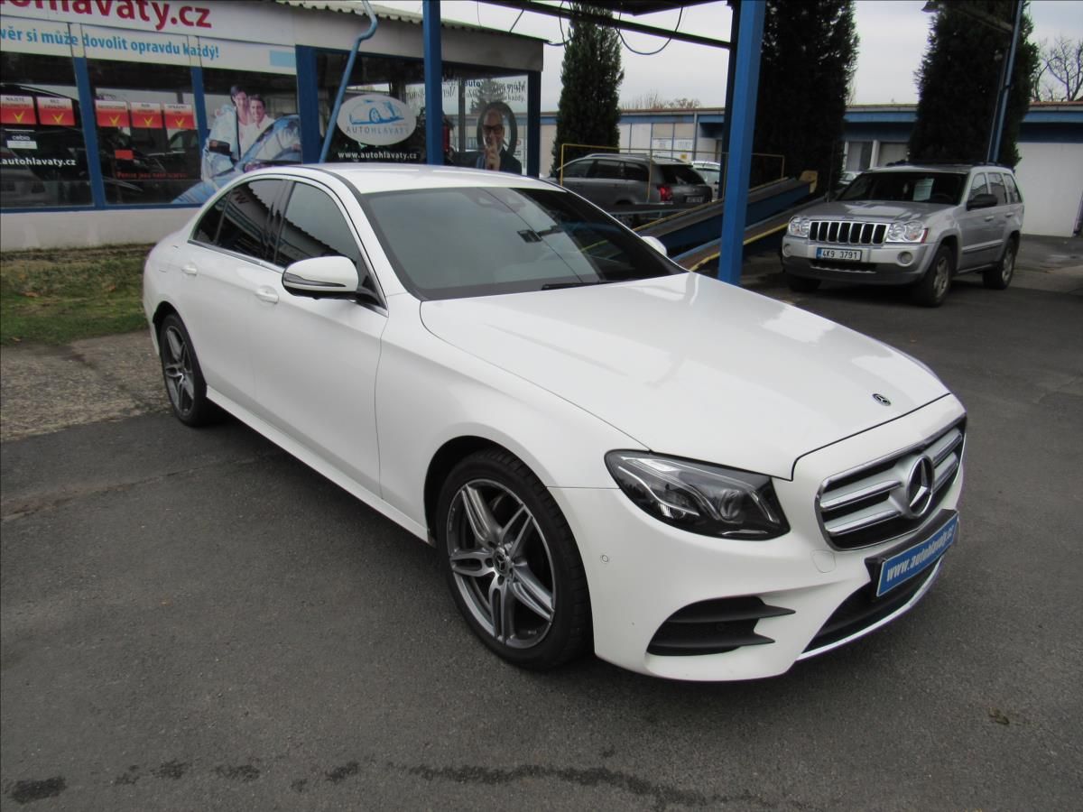 Mercedes-Benz Třídy E, 2,0 E 220 d 4MATIC 9-Gtronic - fotka 3