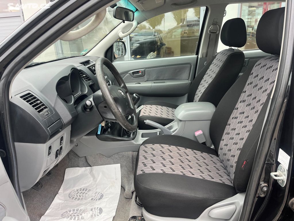 Toyota Hilux, fotka 9