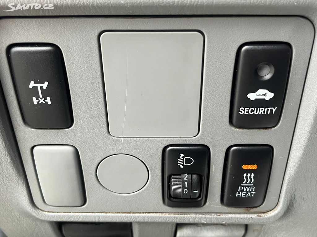 Toyota Hilux, fotka 18