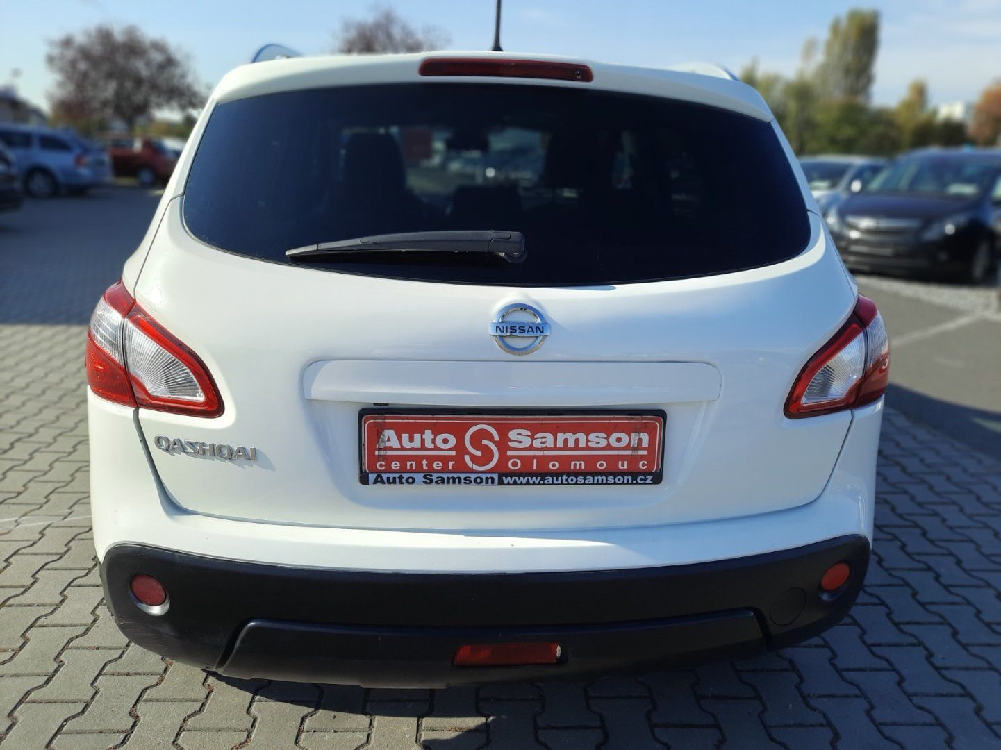 Nissan Qashqai, 1,6 16V 86kW*PANORAMA*KAMERA* - fotka 6
