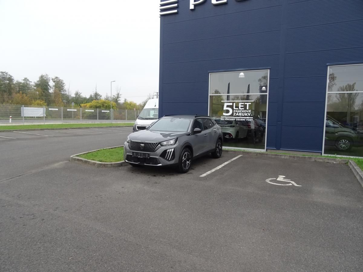 Peugeot 2008, ALLURE e-115 kW /156k - fotka 3