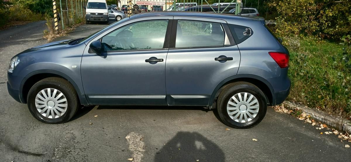 Nissan Qashqai, 2.0  104 kw 4x4 1. majitel - fotka 6