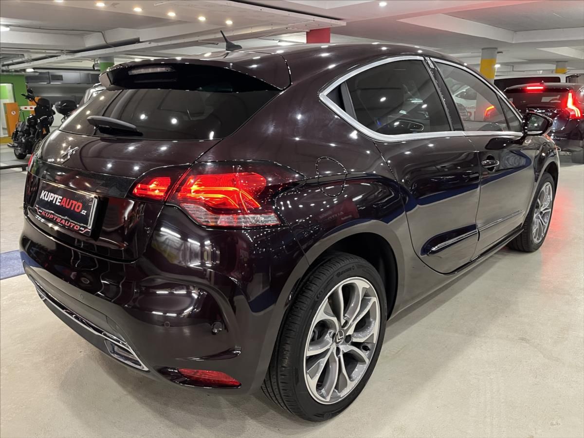 Citroën DS4, 1,6 THP  DS Automobile - Sport - fotka 5