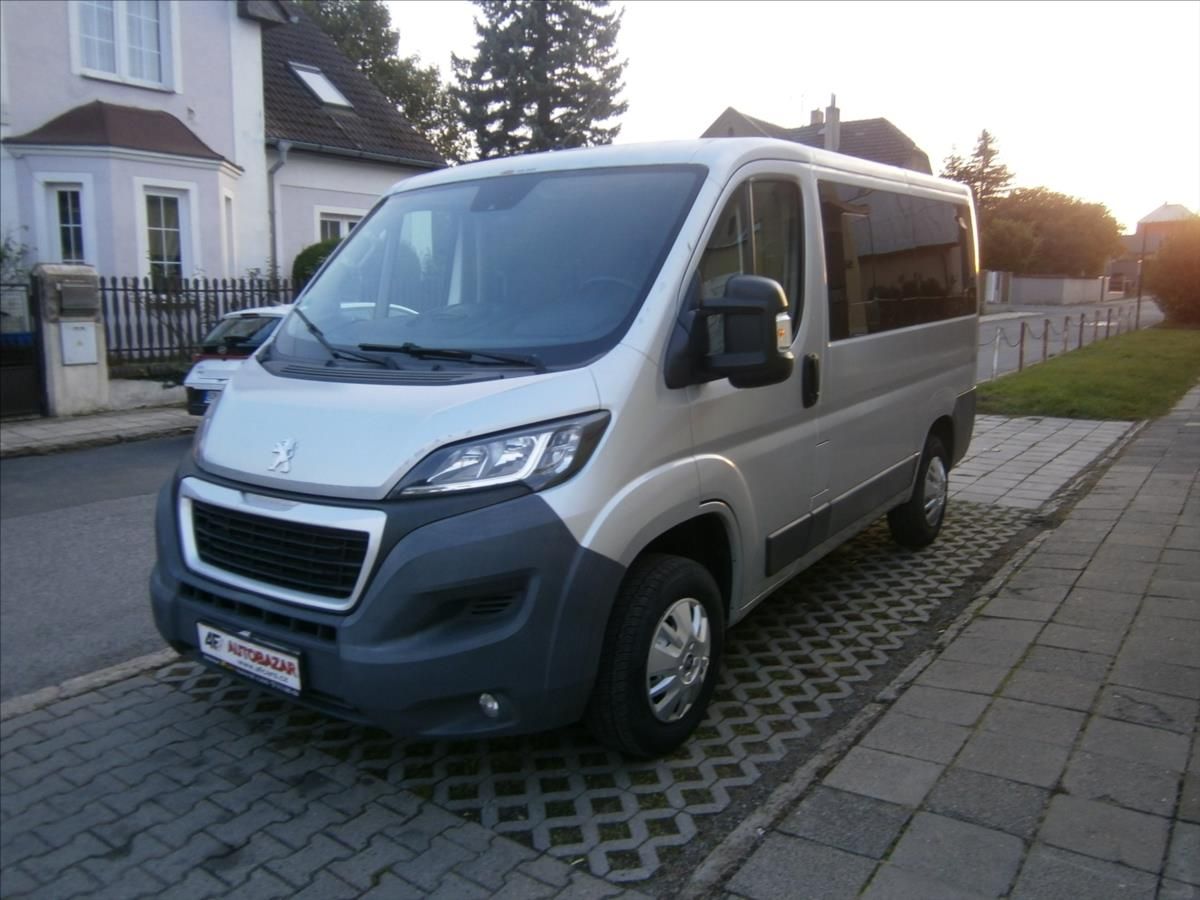Peugeot Boxer, 2,2 HDI 96 KW LUXUS BUS NAVI - fotka 3