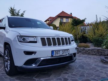 Obrázek k inzerátu: Jeep Grand Cherokee