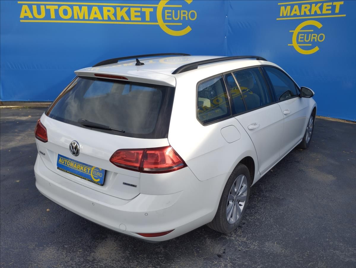 Volkswagen Golf, 1,6 TDI 81kW BlueMotion Varian - fotka 4