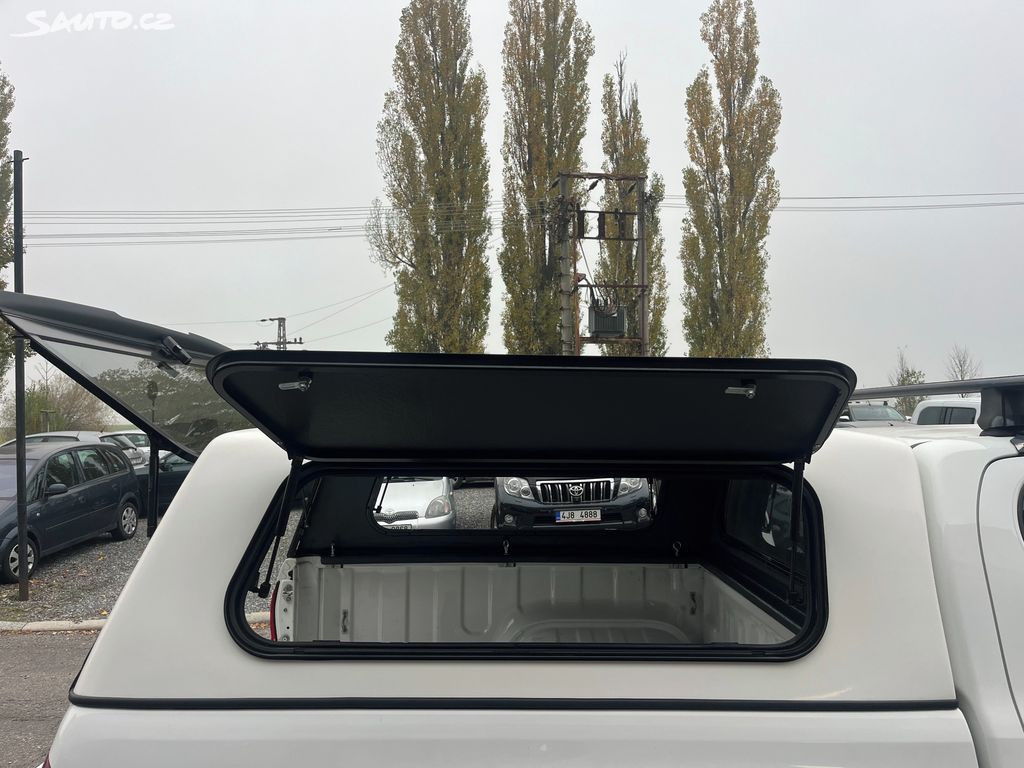 Toyota Hilux, fotka 13