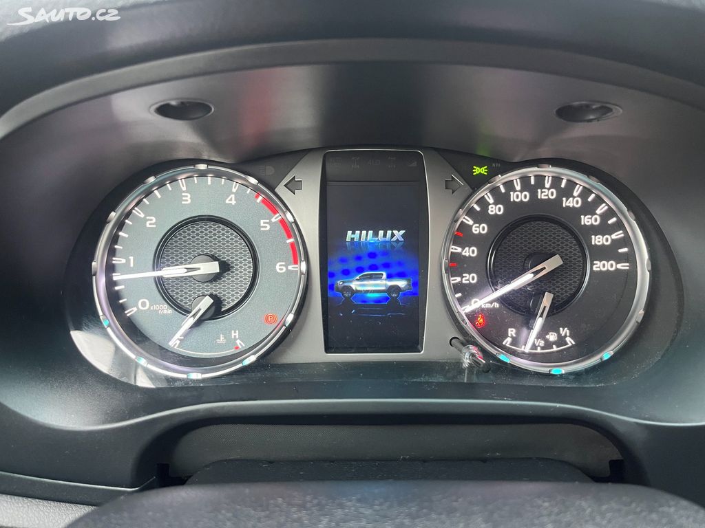 Toyota Hilux, fotka 23