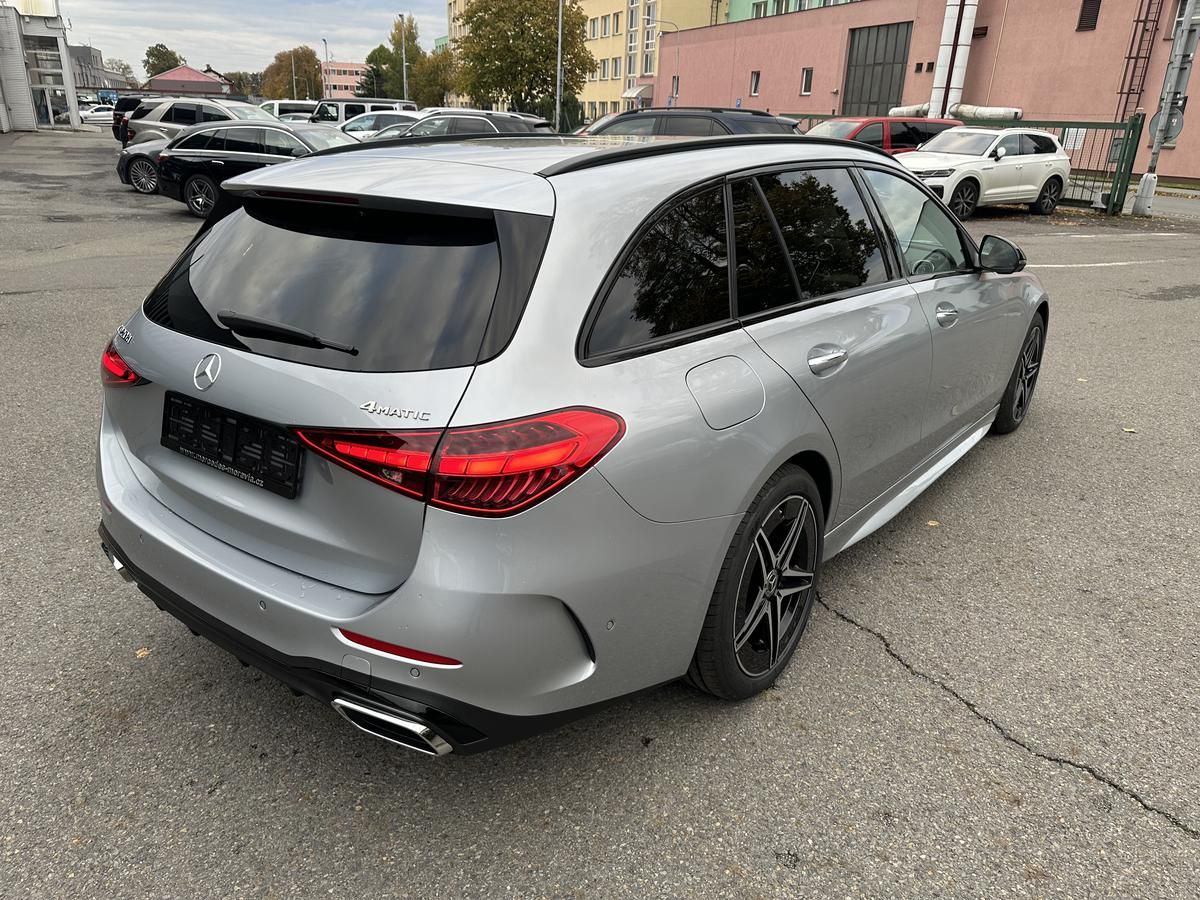 Mercedes-Benz Třídy C, C 220 d 4MATIC kombi - fotka 6