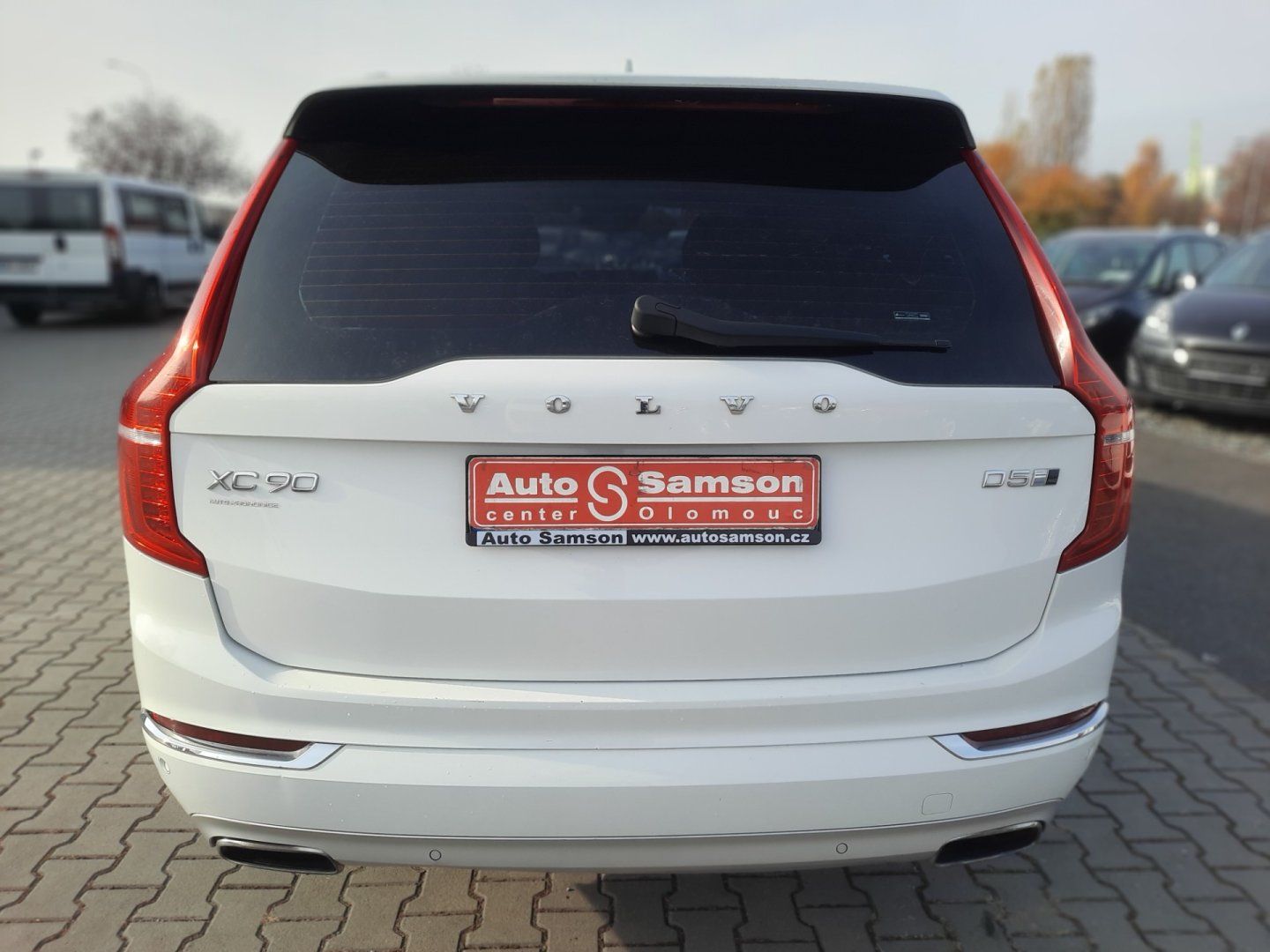 Volvo XC90, 2.0D5 AWD Full-LED GPS NAVI*CZ - fotka 6