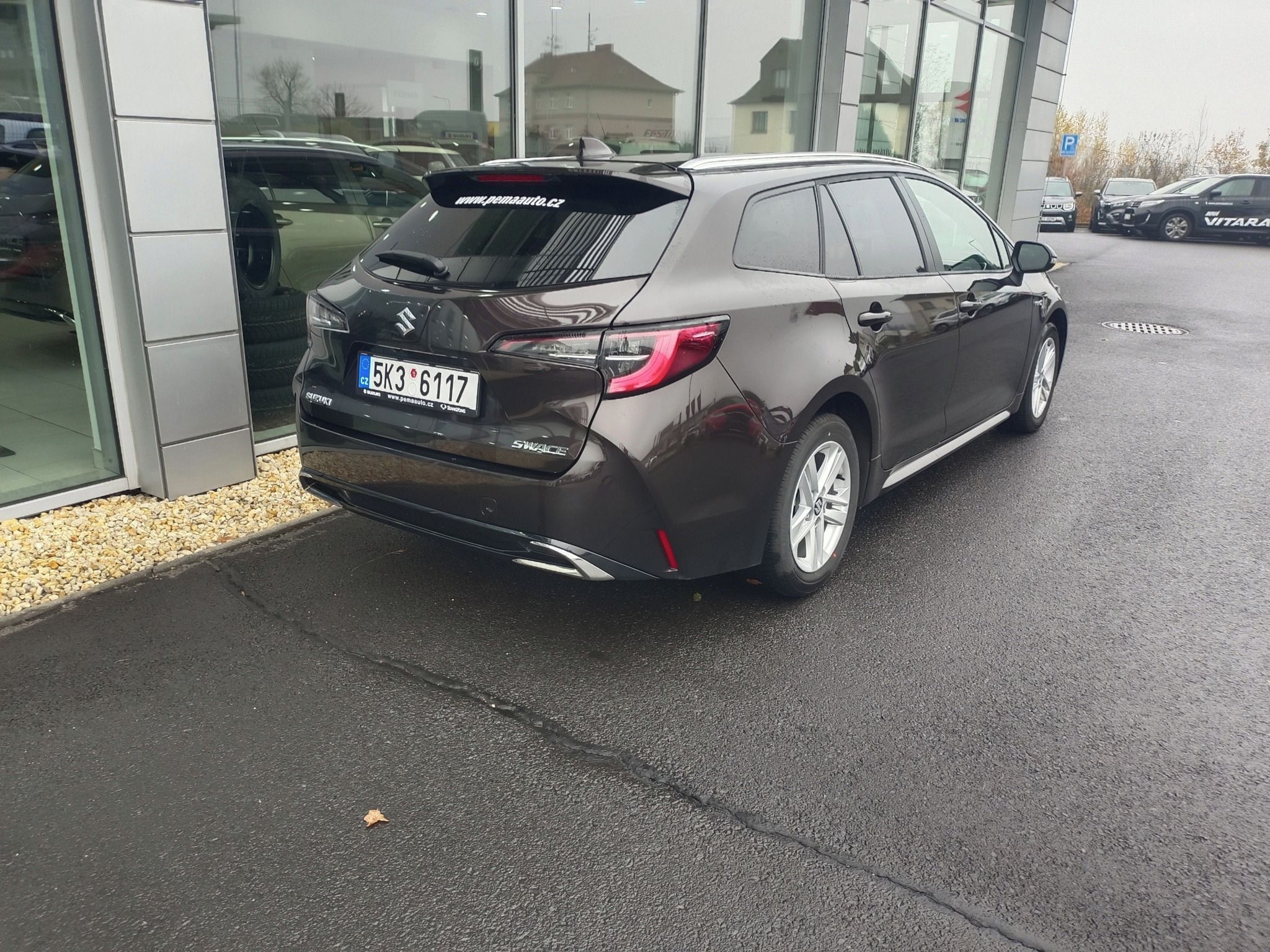 Suzuki Swace, 1,8 PREMIUM AT, 1.MAJ, ČR - fotka 5