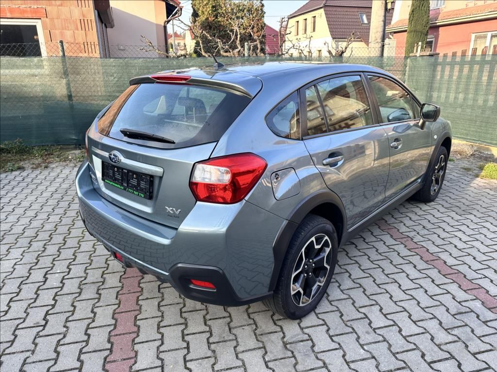 Subaru XV, 2,0 i 4x4 1.majitel - fotka 3