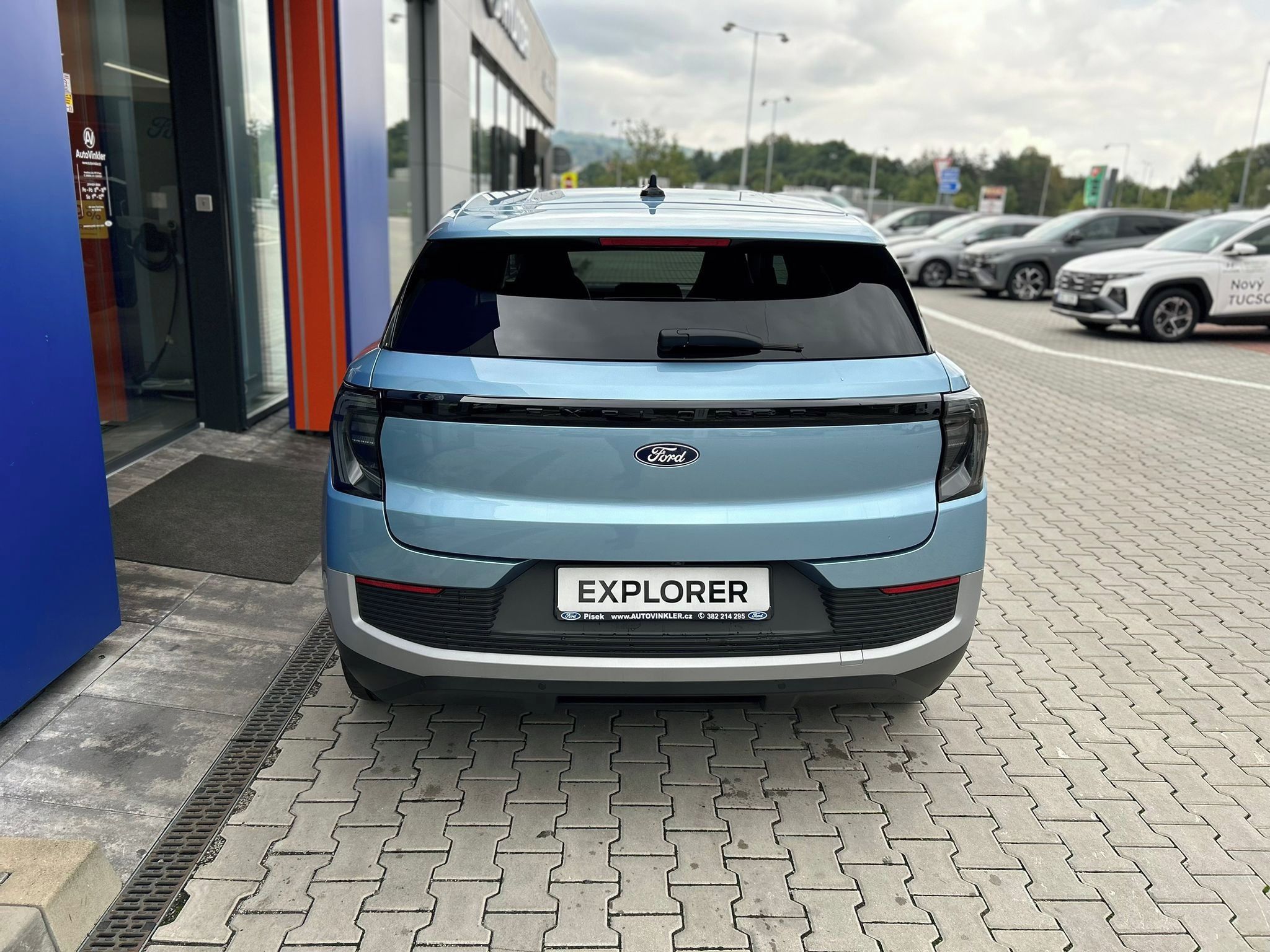 Ford Explorer, 77 kWh Prodloužený dojezd RWD - fotka 6