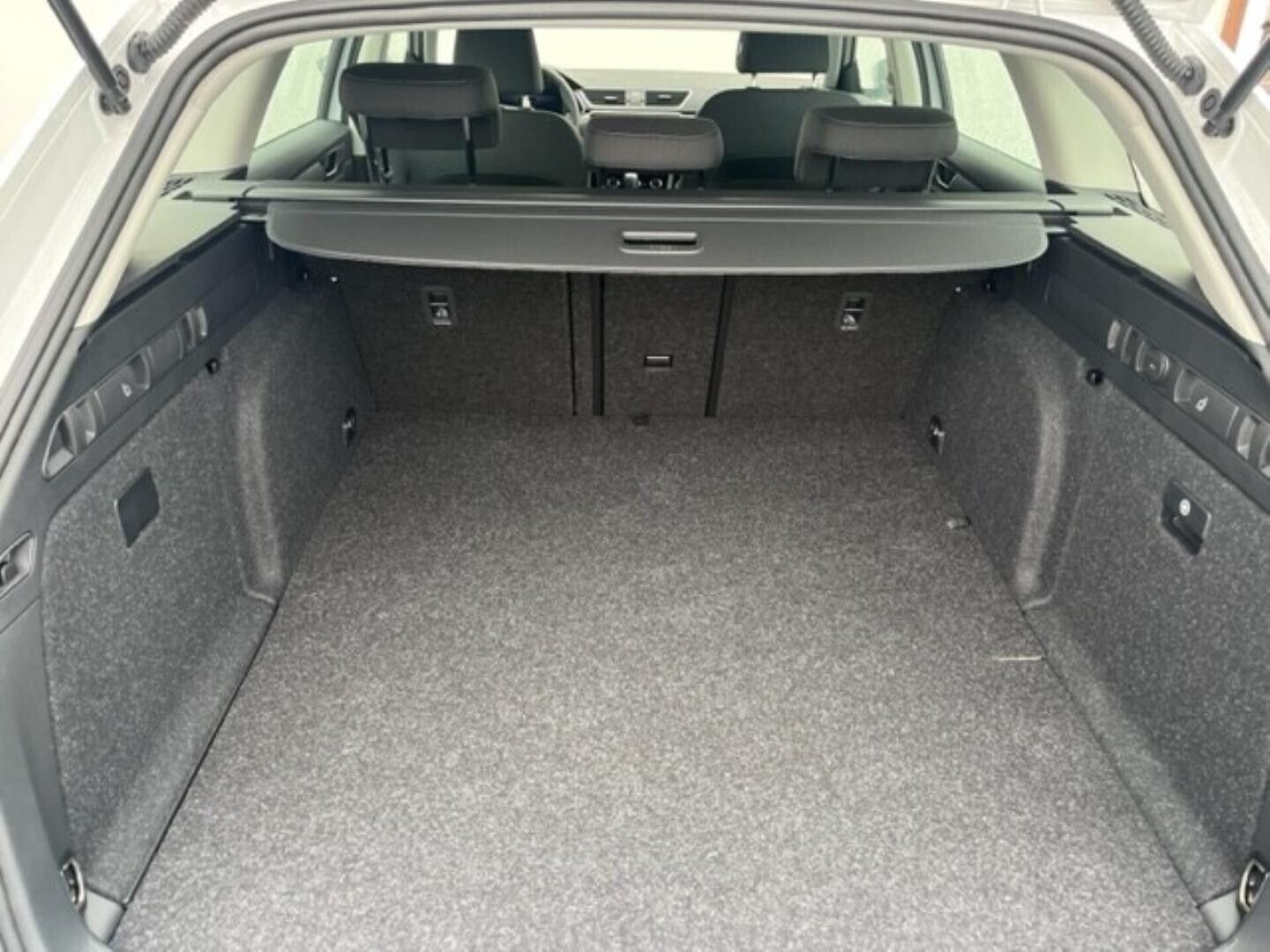Škoda Superb, Combi Style 1.4 TSI 115 kW - fotka 6