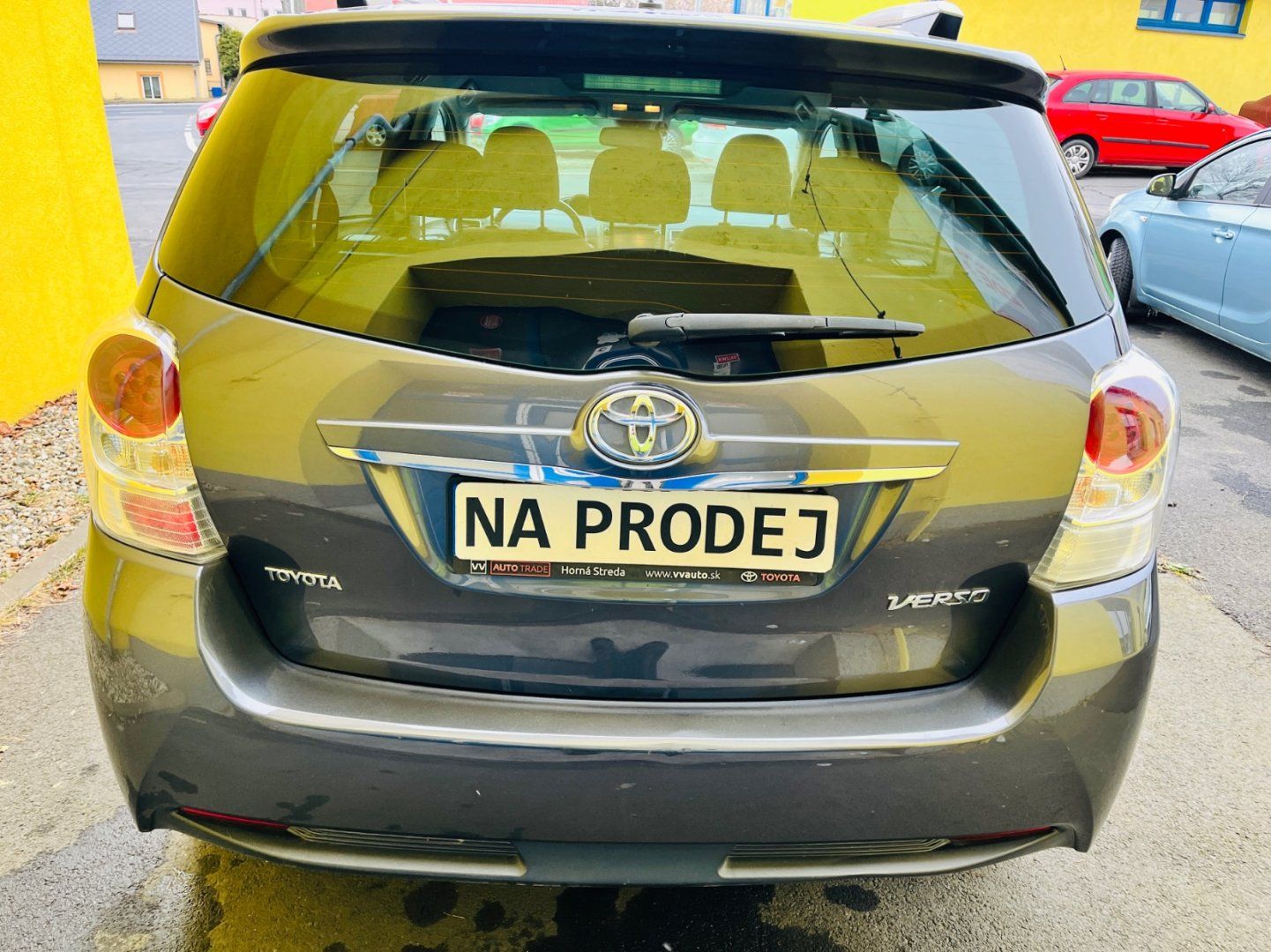 Toyota Verso, 1.6 D4D STYLE VYHŘEV SEDADEL - fotka 5