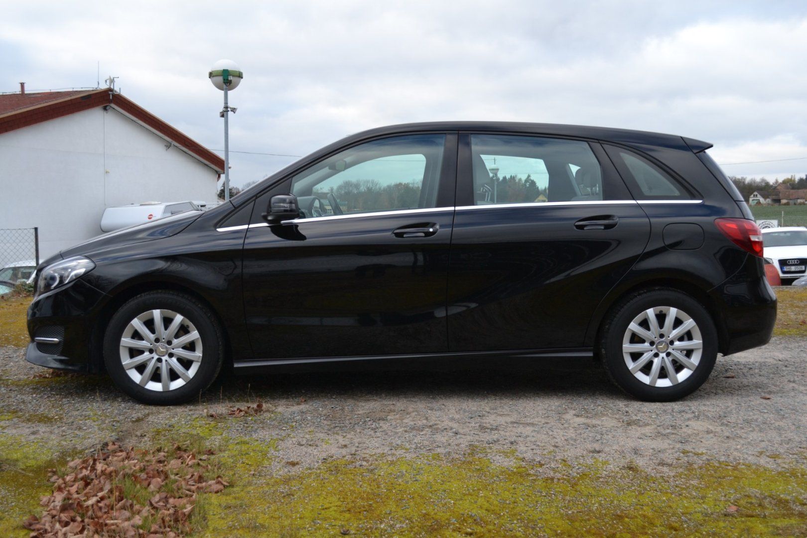 Mercedes-Benz Třídy B, 180 CDI 7G-Tronic LED NAVI - fotka 4