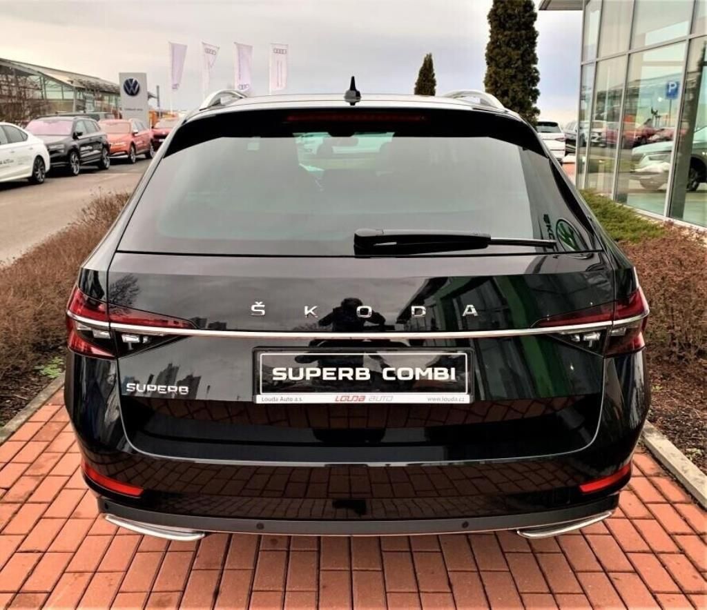 Škoda Superb, Combi L&K 2.0 TDI 147 kW - fotka 4