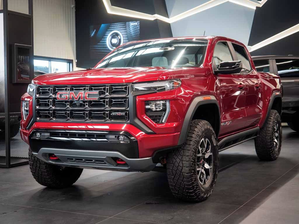 GMC Canyon, 2.7 AT4X 3"Lift 4WD Head-up