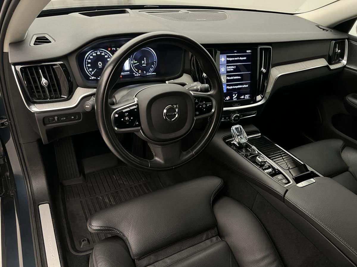 Volvo V60, T6 AWD RECHARGE INSCRIPTION - fotka 4
