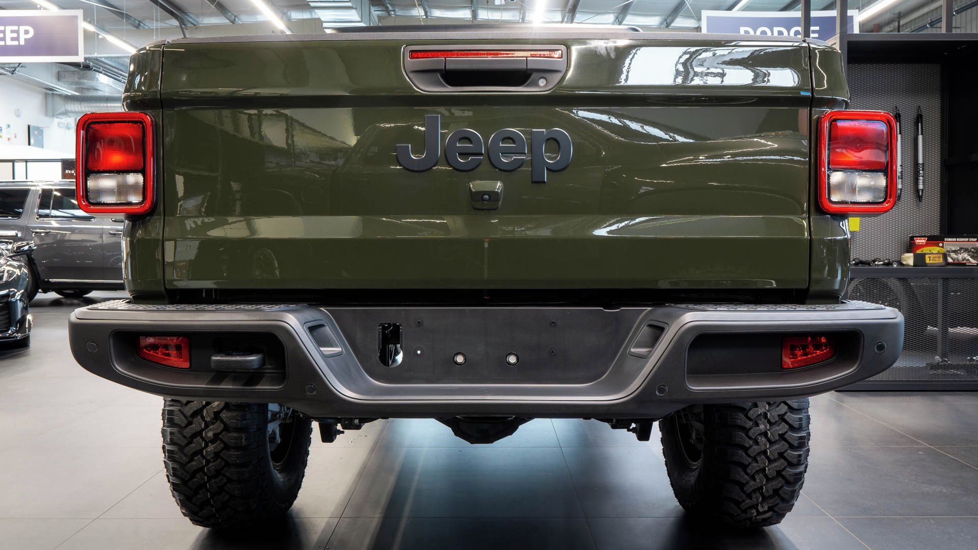 Jeep Gladiator, 3.6 Sport Plus, 5" Lift kit - fotka 4