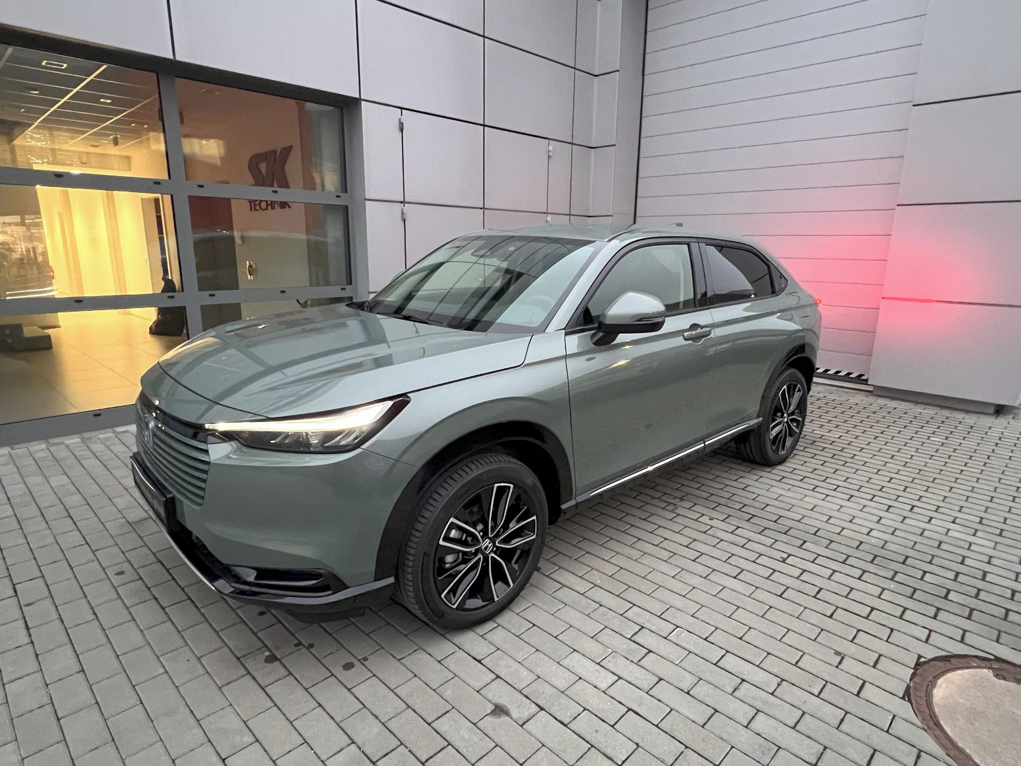 Honda HR-V, 1.5e:HEV Advance - fotka 5