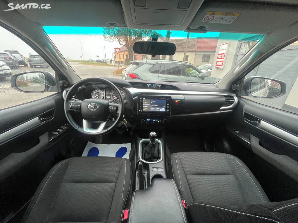Toyota Hilux, fotka 17