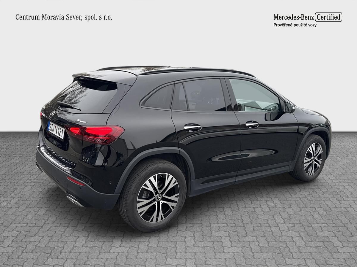 Mercedes-Benz GLA, 200 d 4MATIC - fotka 5