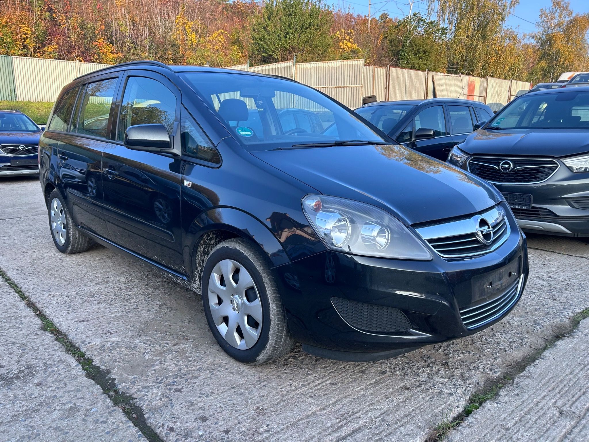 Opel Zafira, 1,8 16V, 7 míst - fotka 3