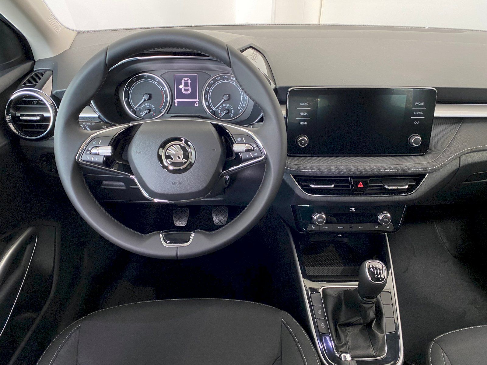 Škoda Fabia, 1.0 TSI 81 kW M6F Style Plus - fotka 5