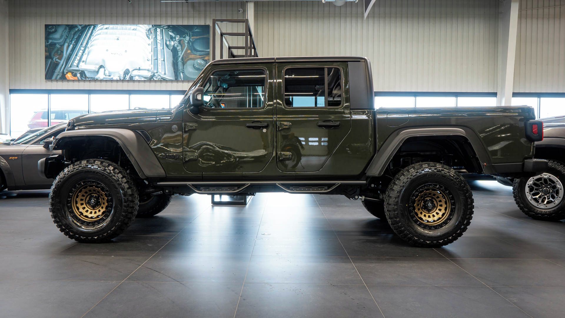 Jeep Gladiator, 3.6 Sport Plus, 5" Lift kit - fotka 2