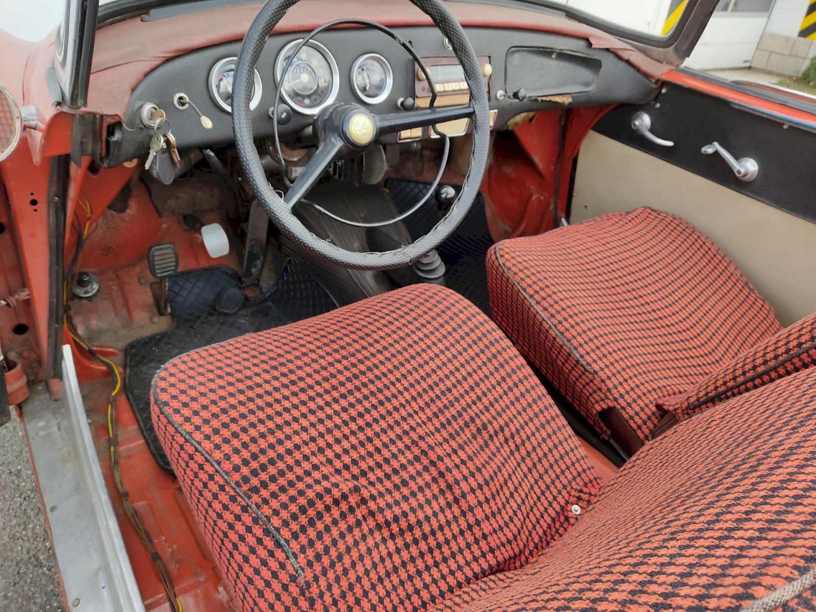 Škoda Felicia, 1,2 50 Kw Cabriolet - fotka 5