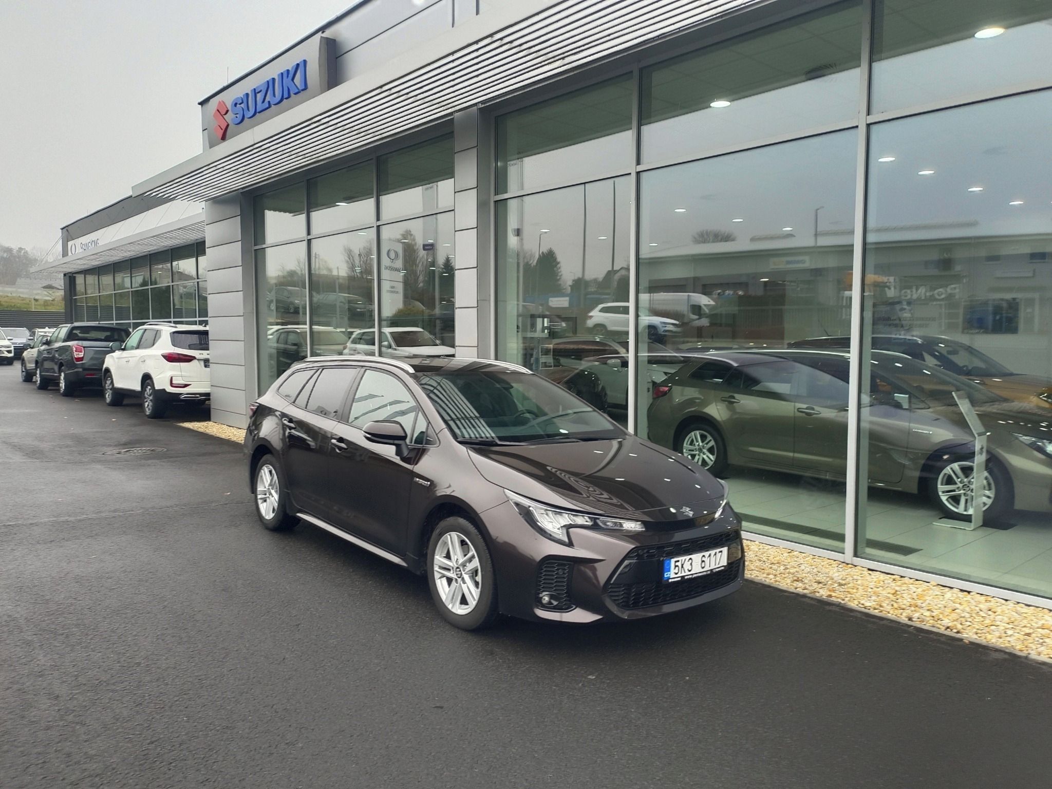 Suzuki Swace, 1,8 PREMIUM AT, 1.MAJ, ČR - fotka 3