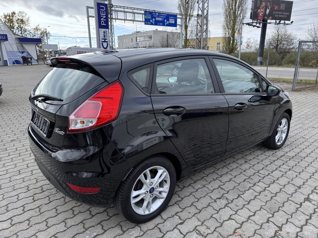 Ford Fiesta, 1.0i 59 kW klima, serviska - fotka 5