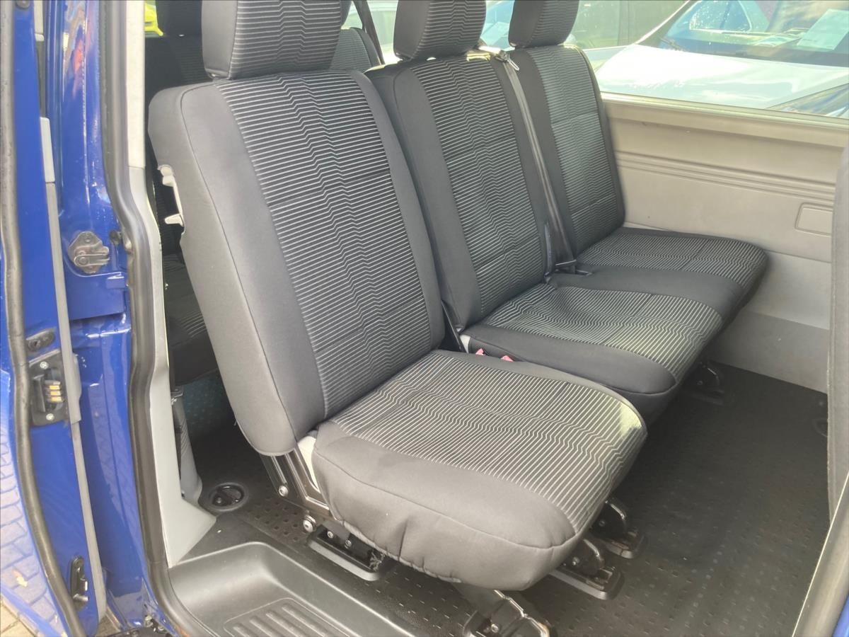Volkswagen Caravelle, 2,0 BENZIN 85KW NOVÉ ROZVODY Š - fotka 4