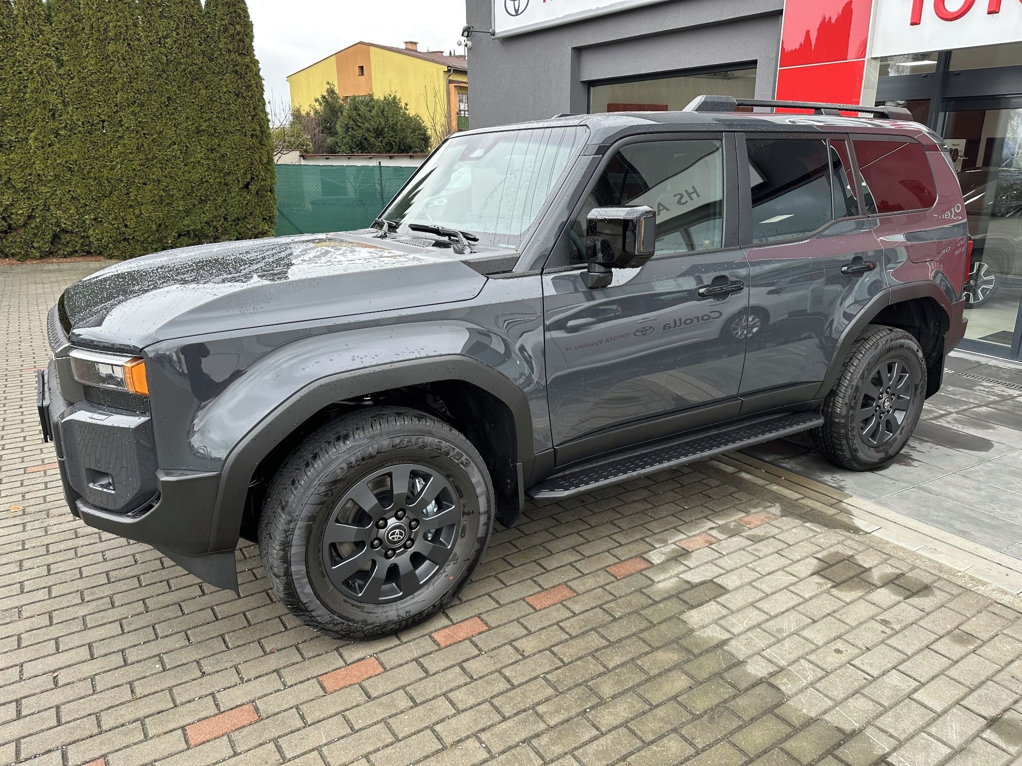 Toyota Land Cruiser, 2.8L MHEV 204PS Invincible 4x4 - fotka 3