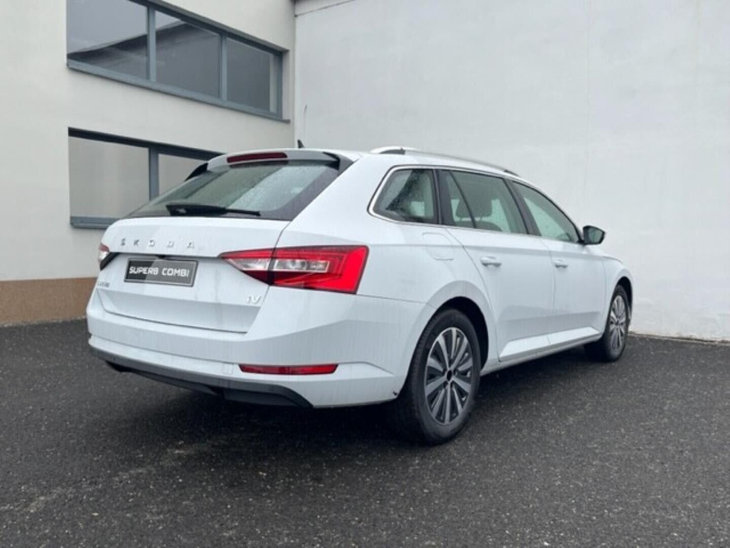 Škoda Superb, Combi Style 1.4 TSI 115 kW - fotka 4