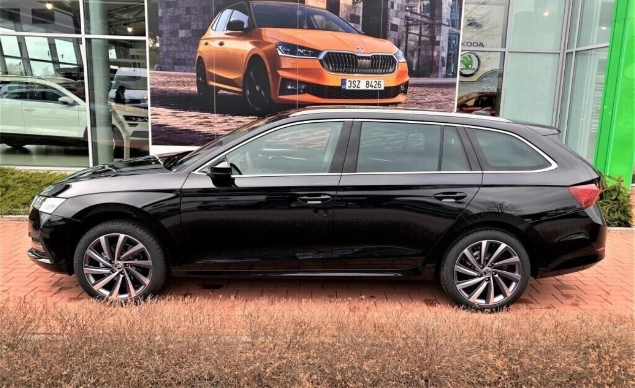 Škoda Octavia, Combi Style 1.5 TSI 110 kW - fotka 2