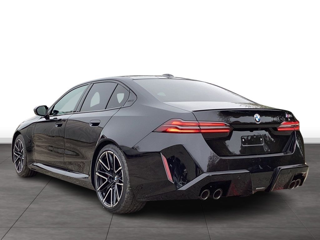BMW M5, SEDAN | NOVINKA | SKLADEM - fotka 3