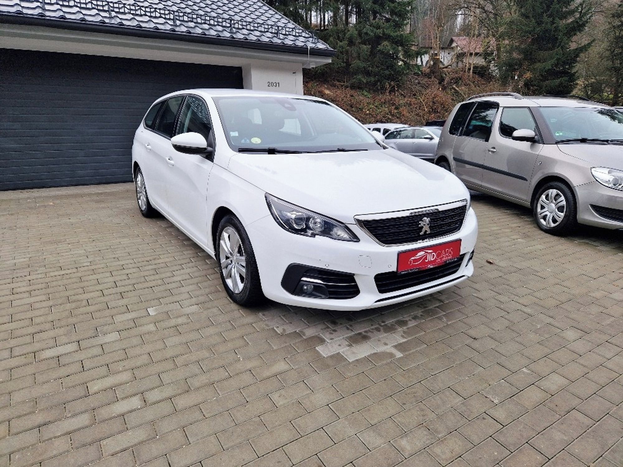 Peugeot 308, 1.5 HDi, Business Line, LED