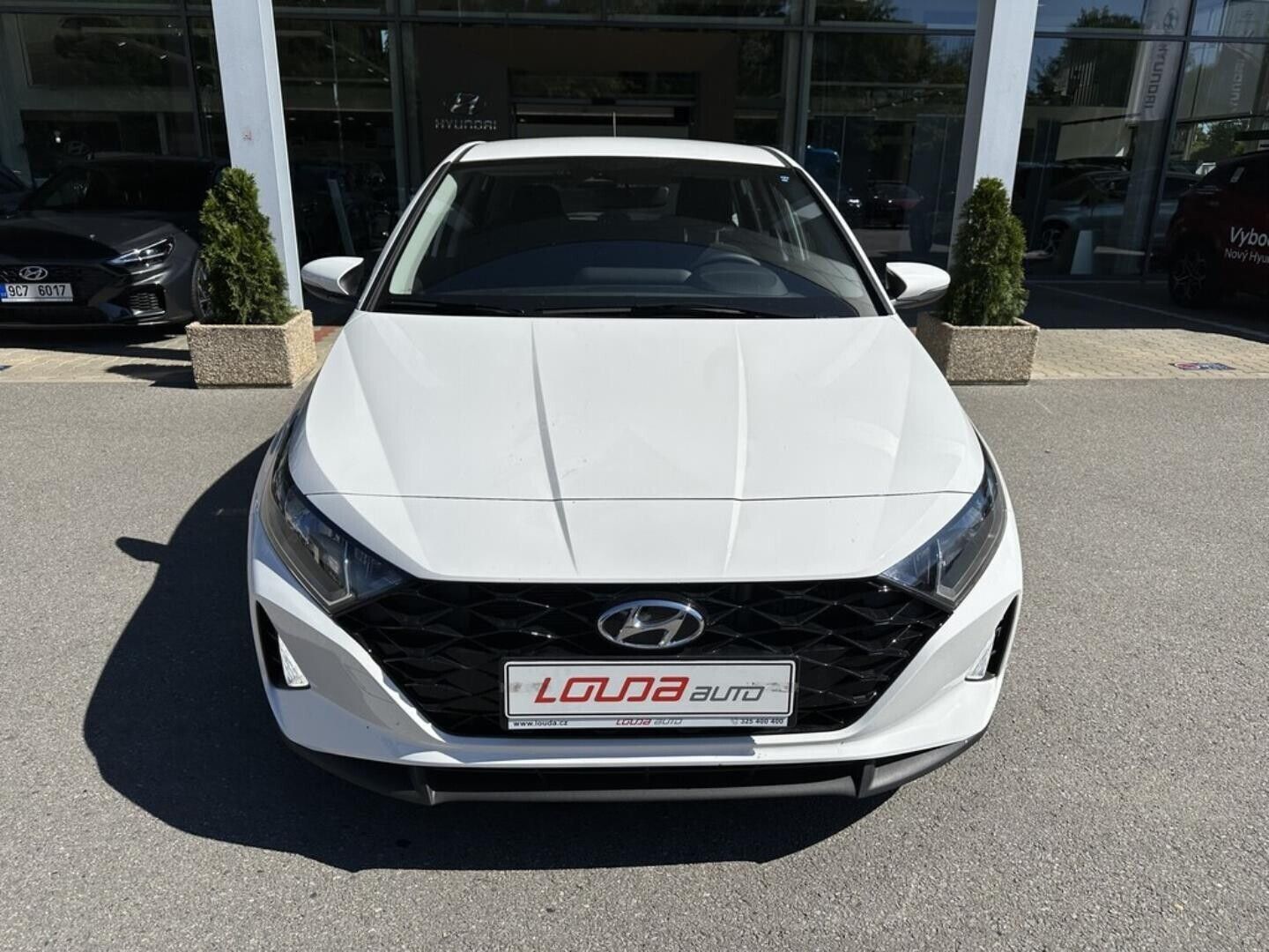 Hyundai i20, 5D MY22 Comfort DCT 1.0 T-GDI - fotka 2