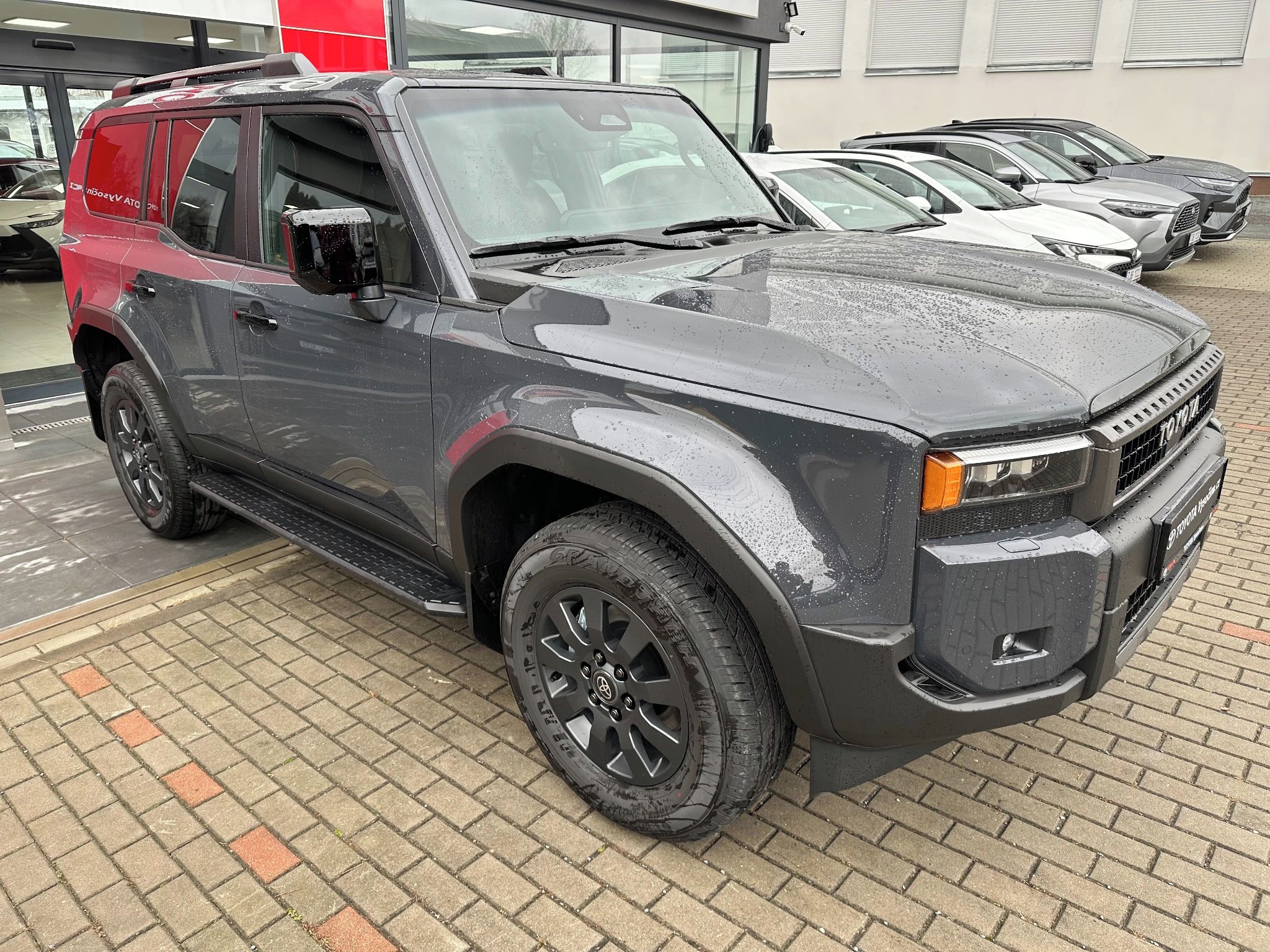 Toyota Land Cruiser, 2.8L MHEV 204PS Invincible 4x4 - fotka 5