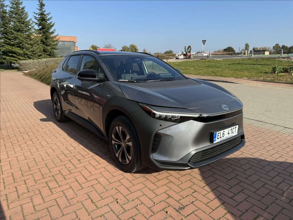 Toyota bZ4X, Prestige - fotka 3