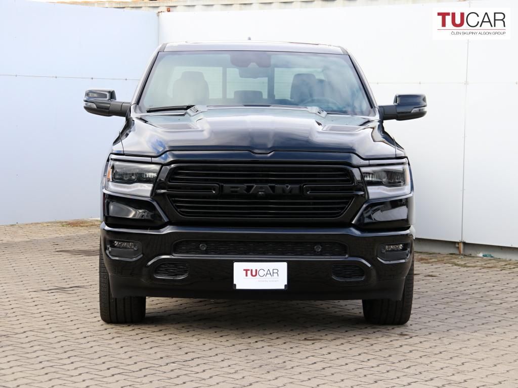 Dodge Ram, 1500 Laramie G/T 5.7 V8 - fotka 3