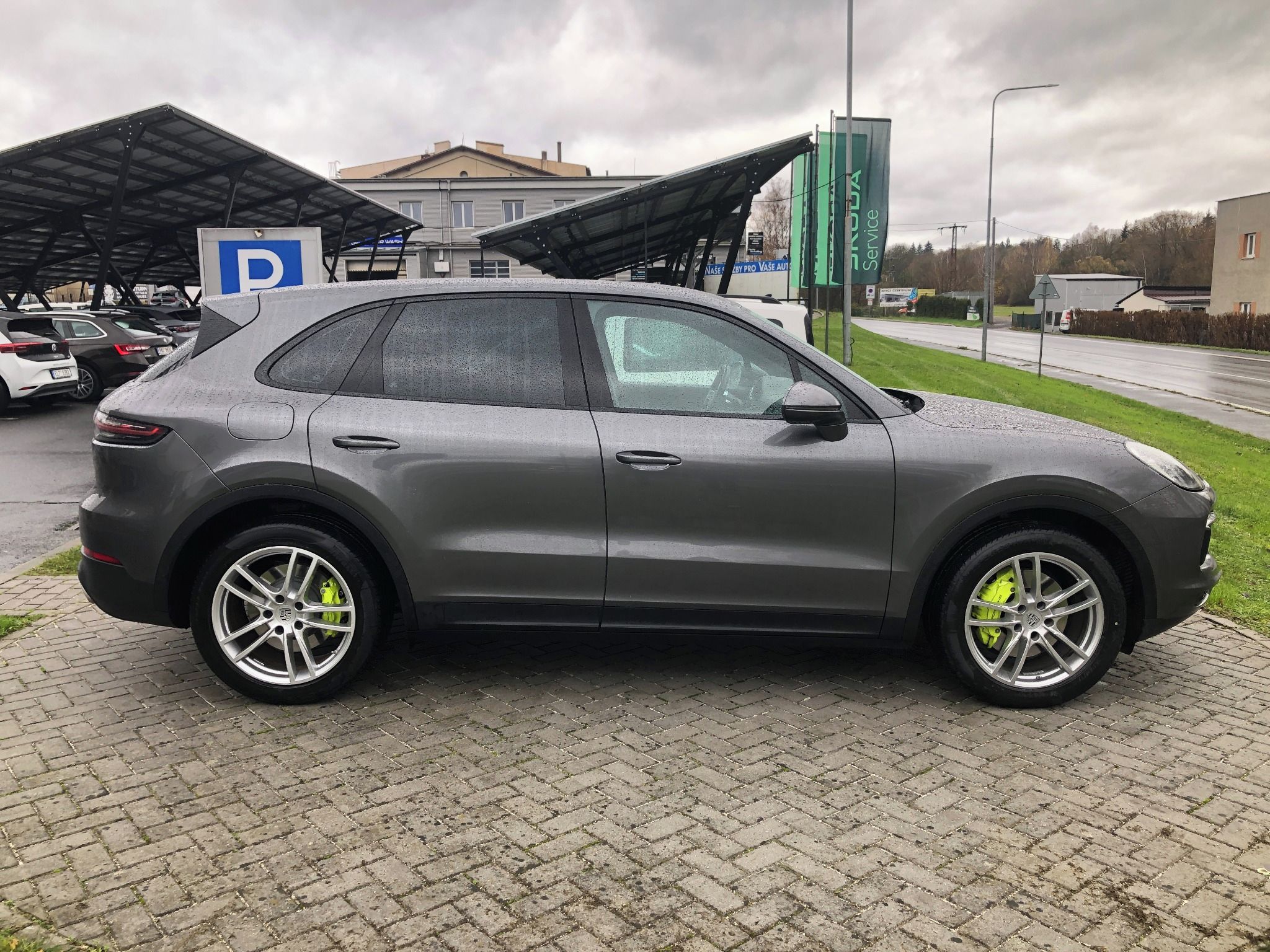 Porsche Cayenne, 3.0 250kW E-Hybrid Tiptronic S - fotka 3
