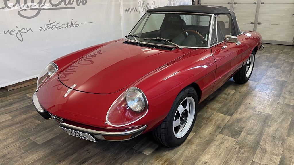 Alfa Romeo Spider, 2.0 94KW RV1985 Veterán - fotka 3