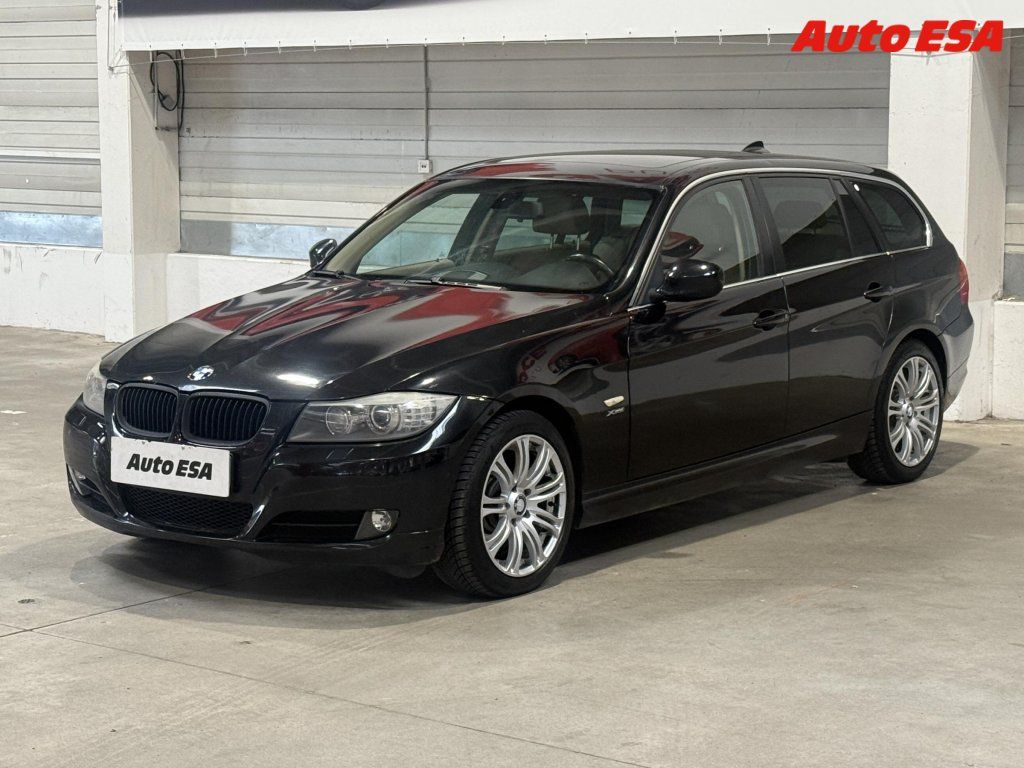 BMW Řada 3, 3.0i 330 xDrive,AT,kůže - fotka 3