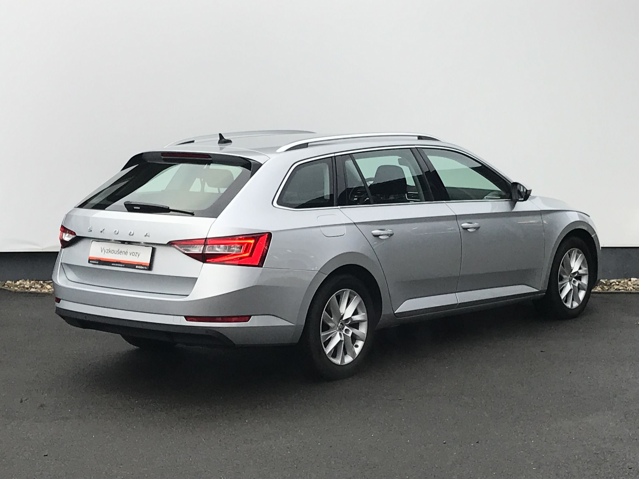 Škoda Superb, 2,0TDI 147kW 7°DSG Style+Kůže - fotka 4