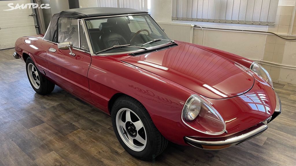 Alfa Romeo Spider, 2.0 94KW RV1985 Veterán - fotka 6
